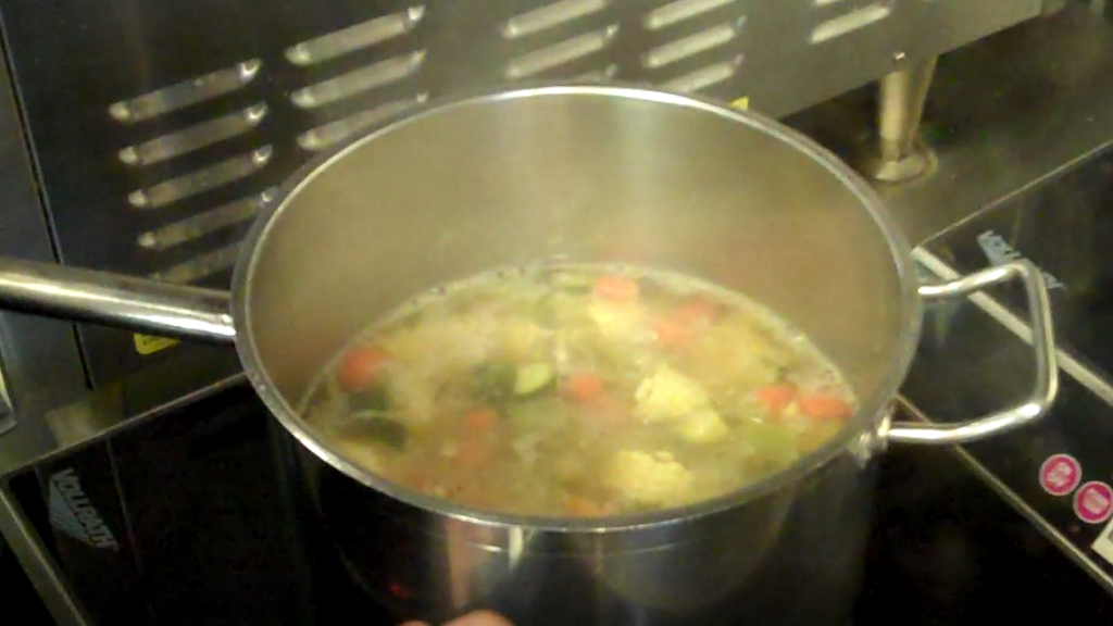 Vegetable Noodle Soup 5